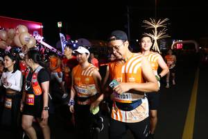 BIB: 900, 291, 2110, 401, 241011
                            <button type="button" onclick="openModal(23075151)" class="btn btn-primary btn-sm float-right btn-popup" data-toggle="modal" data-target=".modal-high-quality">
                        <i class="fas fa-shopping-cart"></i> Add to Cart
                    </button>
                                            <button type="button" onclick="isThisMe(23075151, true)" class="btn btn-success btn-sm float-right btn-popup btn-isme hidden" data-toggle="tooltip" data-placement="bottom" title="นี่คือรูปของคุณใช่ไหม คลิกที่นี่เพื่อเอาเข้าอัลบั้ม">
                        <i class="fas fa-plus"></i> Add to album
                    </button>
                    <button type="button" onclick="isThisMe(23075151, false)" class="btn btn-warning btn-sm float-right btn-popup btn-isnotme hidden">
                        <i class="fas fa-ban"></i> Remove from album
                    </button>
